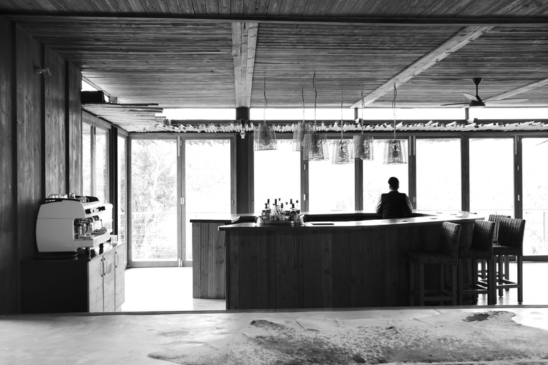 window, real people, africa, person, day, people, south africa, nature, restaurant, human, lounge, chairs, interior design, 5K, sitting, housing, bar