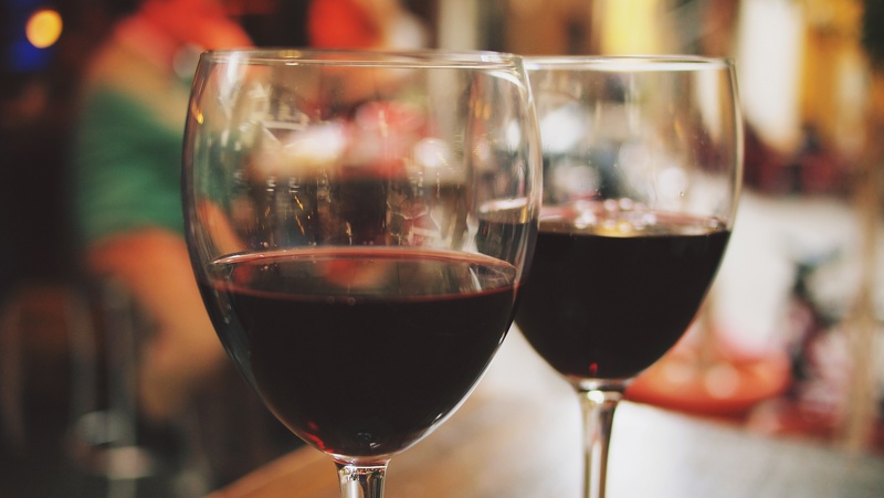 still life, filled, restaurant, business, date, wines, indoors, winery, two, drinking Glass, wineglass, glasses, food and drink, glass - material, summer
