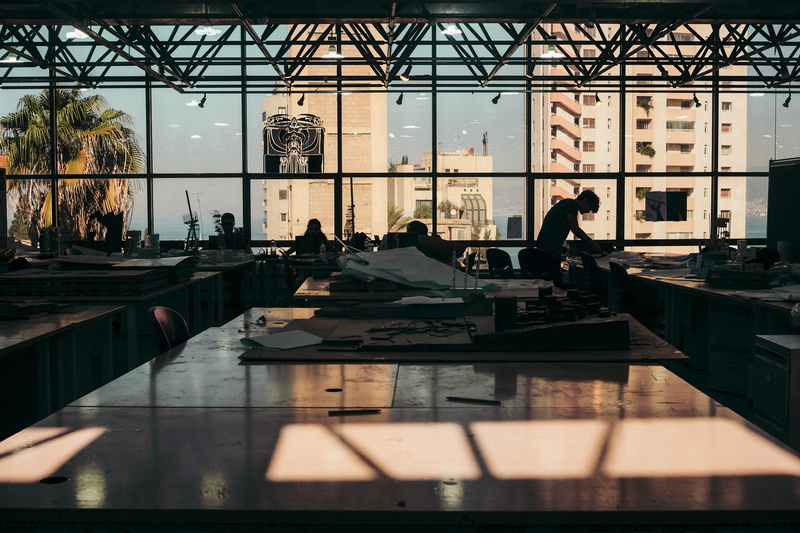 interior design, architecture, working, 4K, table, airport terminal, window, day, built structure, indoors, men, cafe, women, airport, flooring, food
