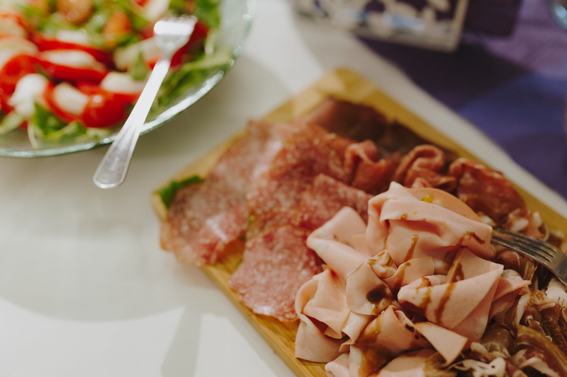 vegetable, crockery, party, plate, snack, fruit, catering, 5K, tomato, table, healthy eating, ready-to-eat, appetizers, indoors, salad, no people, high angle view