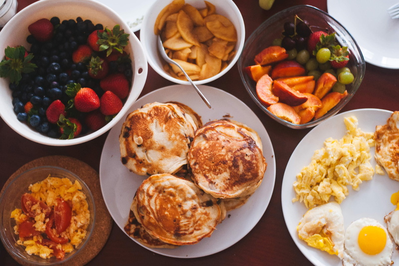 meal, 4K, including, fruit, strawberry, table, food/Drink, indoors, wellbeing, healthy eating, omelettes, high angle view, variation, food And Drink, crockery