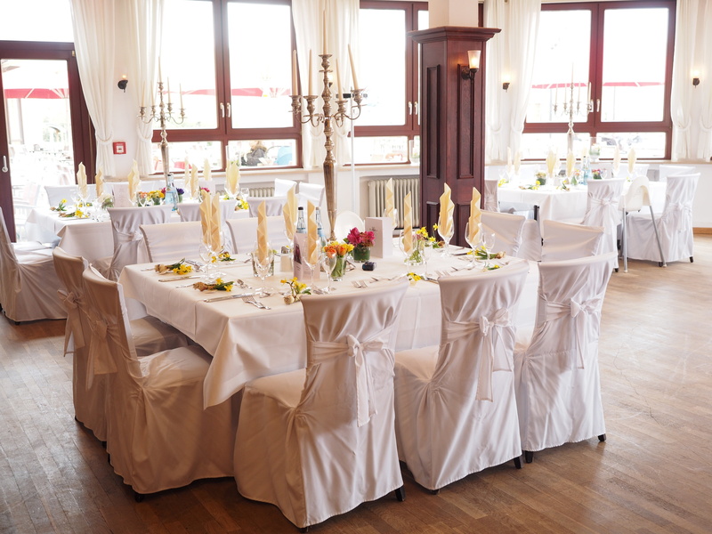ballroom, furniture, seat, floor, restaurant, flowering plant, wedding decoration, chairs, dining table, 4K, setting, tablecloth, covered, arrangement