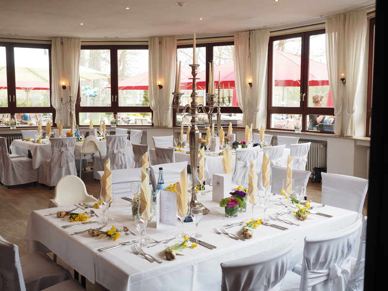 household equipment, covered, interior design, cutlery, celebration, dining, indoors, setting, chairs, restaurant, hotel, wedding, gray, candelabra, crockery