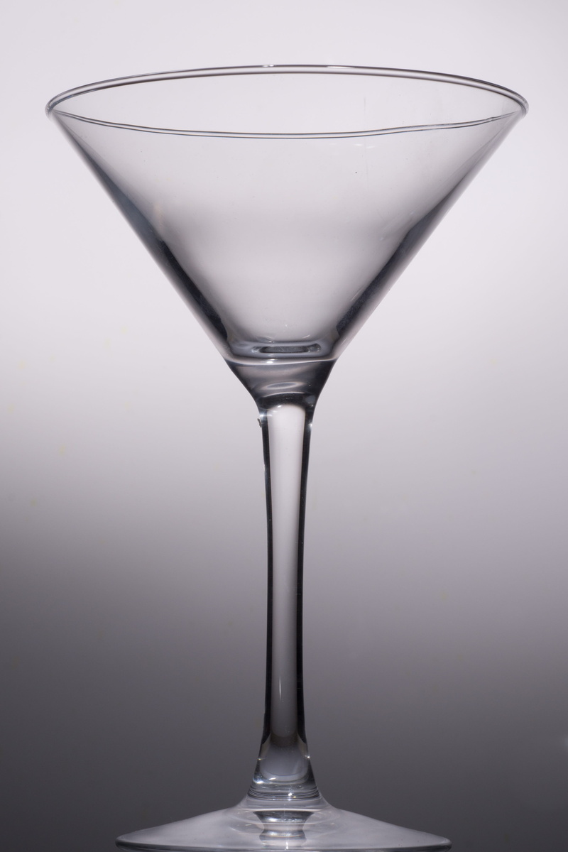 clear, no people, Martini, martini, transparent, studio shot, drink, single object, Cocktail, food and drink, 4K, glass, indoors, food, glass - material