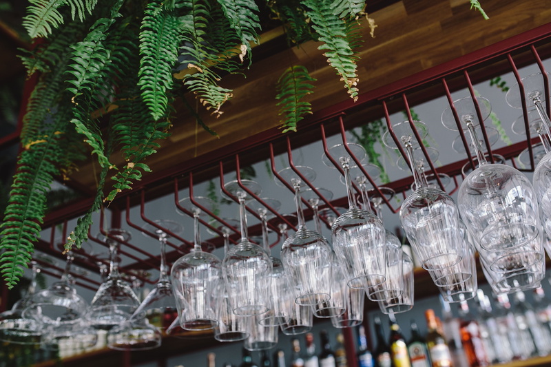 empty, selective focus, spirituality, wineglass, focus on foreground, restaurant, bunch, hanging, plant, large group of objects, 4K, fragile, crystal