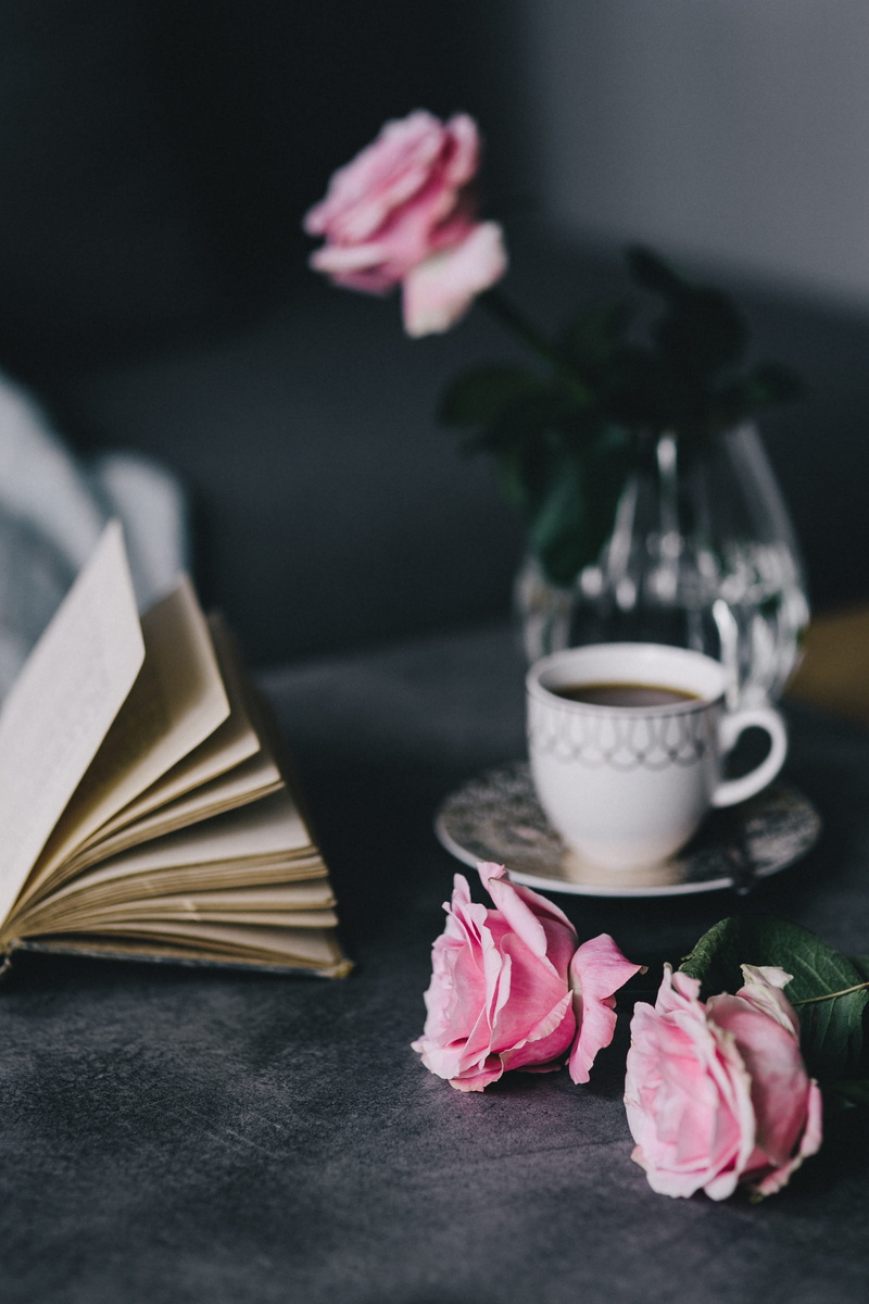 time, vulnerability, table, still life, lovely, book, coffee, relax, roseses, close-up, flower arrangement, rose - Flower, cup, petal, freshness, indoors