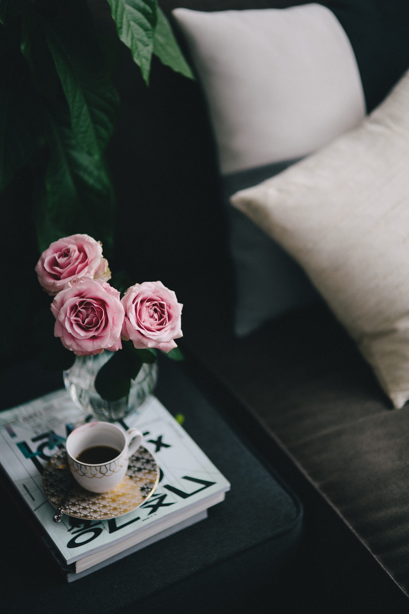 resting, still life, vulnerability, close-up, lovely, cup of coffee, vase, time, flower, domestic Room, home interior, food and drink, table, rose - Flower
