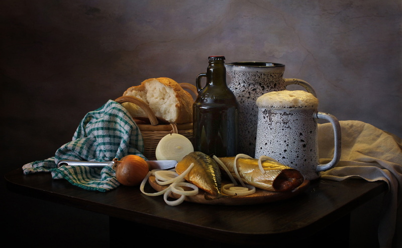 2K, pitcher, bread, mug, bow, table, knife, towel, fish, beer, bottle, still life, foam, Board