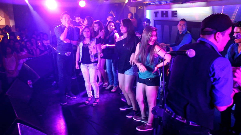 crowd, large group of people, young men, event, party - social event, young women, amigos, discoteca, enjoyment, 1080P, women, males, nightclub, nightlife