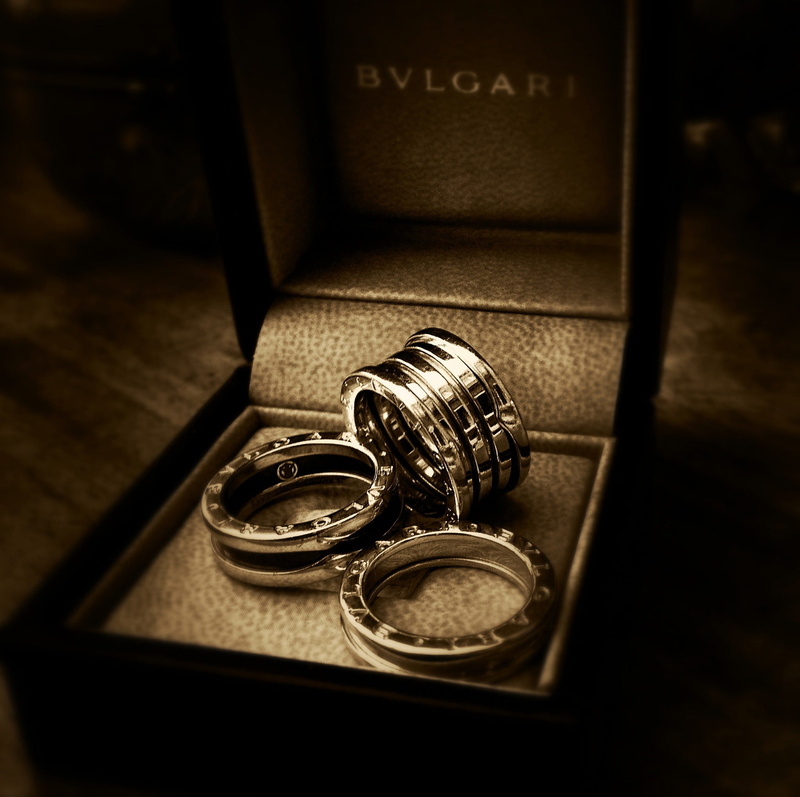 colored, wood - material, photography, indoors, jewelry, wedding ring, box - container, box, ring, text, luxury, selective focus, personal accessory, close-up