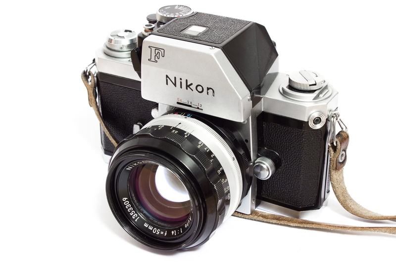 old camera, film, manually, old-fashioned, photograph, analog, silver colored, photo, home video camera, still life, hip, nikon f, digital camera, retro