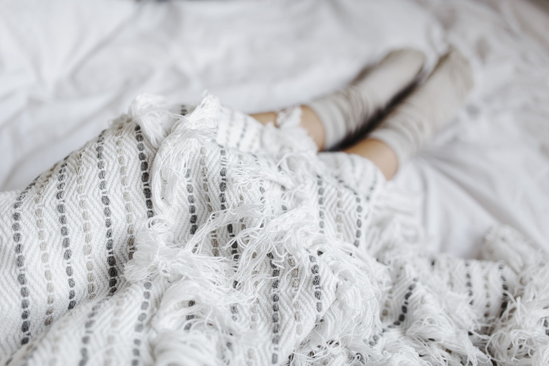 white, fiber, indoor, textile, cup, coffee, human body part, linen, photo, close-up, time, blanket, knitting, comfortable, warm clothing, backgrounds, hands