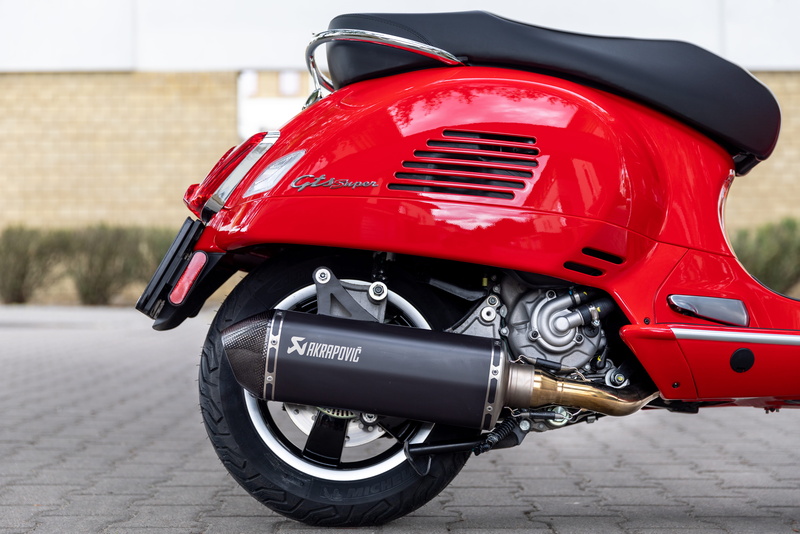 mode of transportation, urban, vehicle, gts, wheel, motorcycle, outdoors, street, city, land vehicle, close-up, day, red, retro styled, akrapovic, mobility