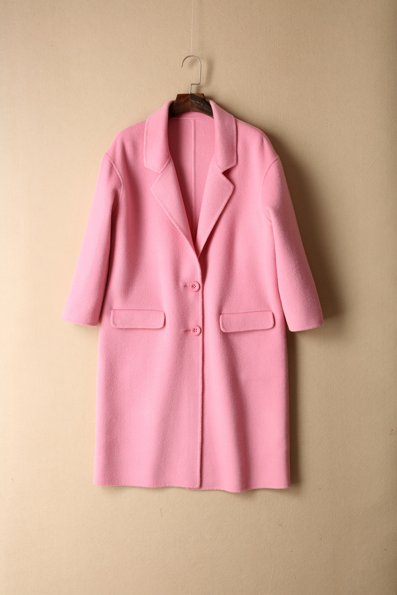 loading, indoors, pattern, menswear, 5K, white color, fashion, hanger, necktie, pink, no people, purple, wear, clothing, figure, coat, still life, coathanger