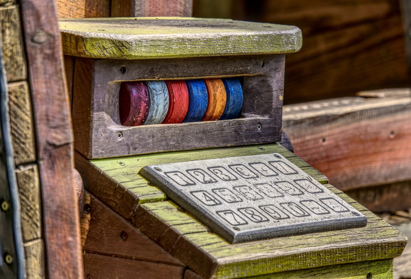 box, shop, 5K, multi colored, keyboard, toys, clock face, art and craft, business, focus on foreground, wool, outdoors, model, contrast, textile, hdr