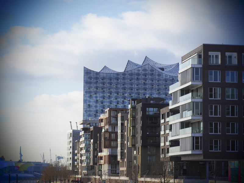 modern, elbe philharmonic hall, city, 5K, glass facade, low angle view, place, day, office, elbe, apartment, window, outdoors, residential district, nature