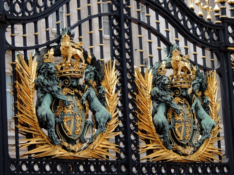victoria memorial, england, pattern, london, 2K, sculpture, capital, building exterior, outdoors, effigy, representation, portal, built structure, close-up