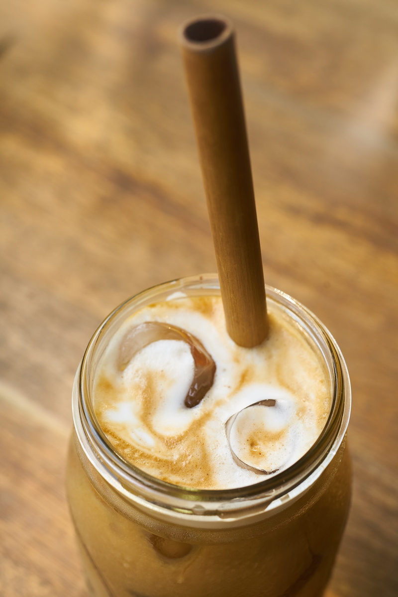 flower, cup, photography, food, coffee, non-alcoholic beverage, brown, froth, cappuccino, coffee - drink, close-up, frothy drink, indoors, 8K, food photo