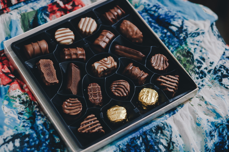 pastry, chocolate, baked, biscuit, tray, box, still life, dessert, temptation, cookie, recife, variation, container, indulgence, unhealthy eating, food and drink