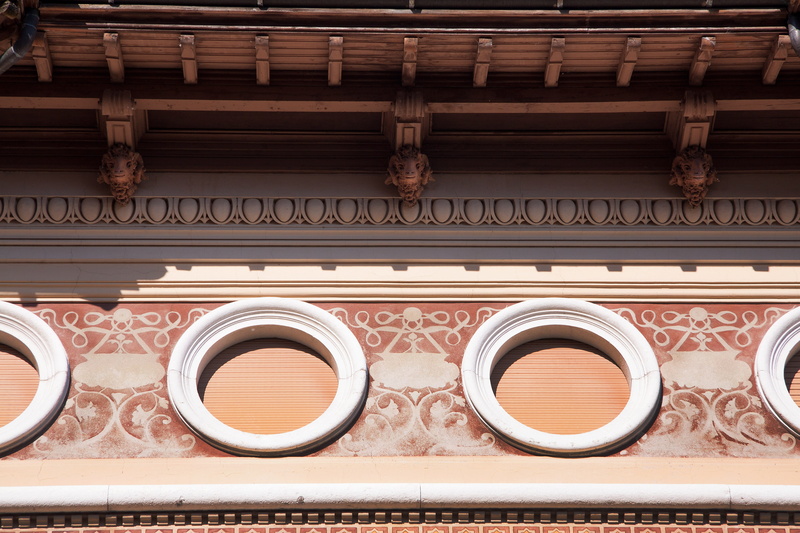 day, palazzo, window, linear, frieze, plastic, horizontal, style element, ornament, pattern, classic, no people, design, shape, art and craft, villa, italy