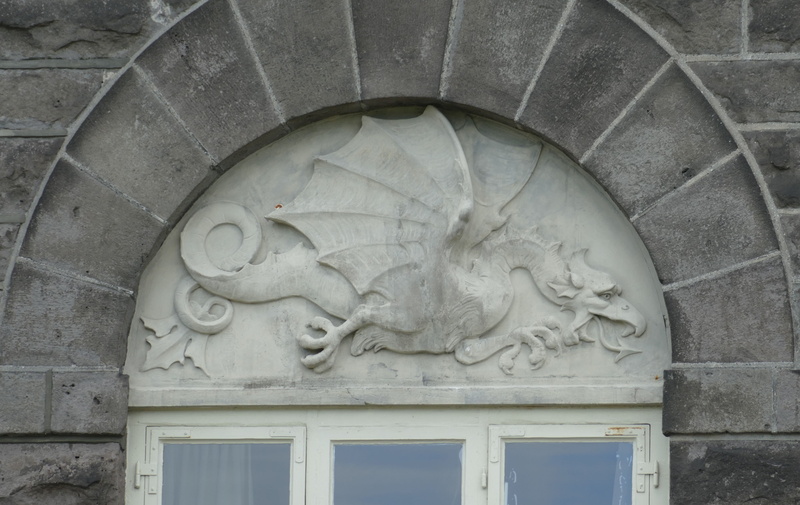 art and craft, parliament, carving - craft product, architecture and art, church, government, old, frieze, image, facade, human representation, reykjavik
