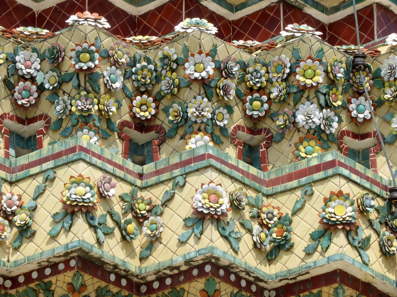 carving, ceramic, animal representation, architecture, ornate, representation, day, craft, thailand, art and craft, frieze, statue, no people, place of worship