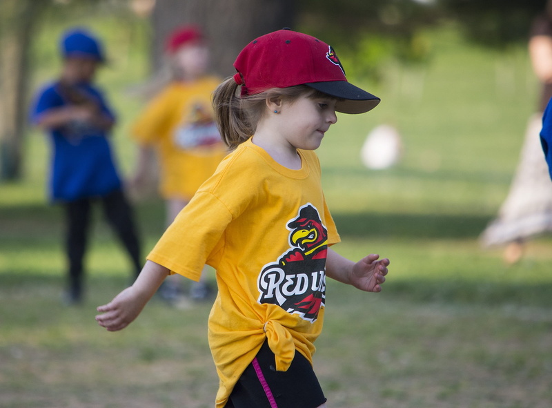 cap, innocence, child, focus on foreground, hat, people, males, standing, men, mit, softball, 1080P, team, outdoors, looking, boys, side view, childhood