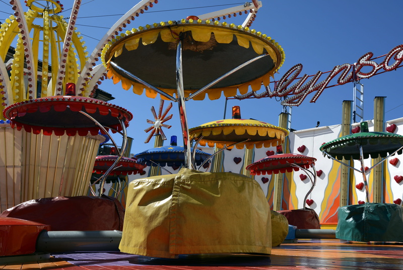 lamps, colorful, turn, architecture, leisure, Hustle, entertainment, sky, covered, Carousel, carnival, outdoors, Ride, arts culture and entertainment, low angle view