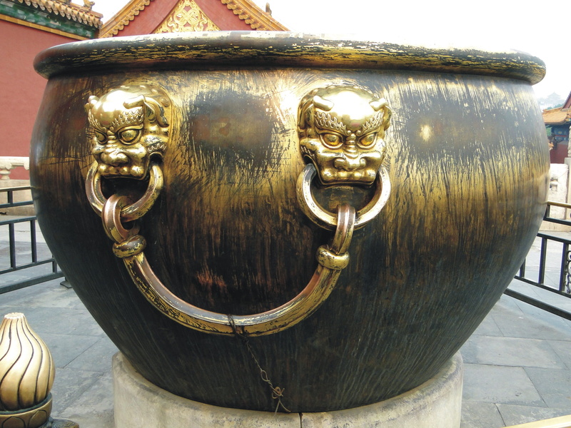 architecture, built structure, views, no people, the national palace museum, vat, pattern, beijing, china wind, cultural relic, art and craft, outdoors