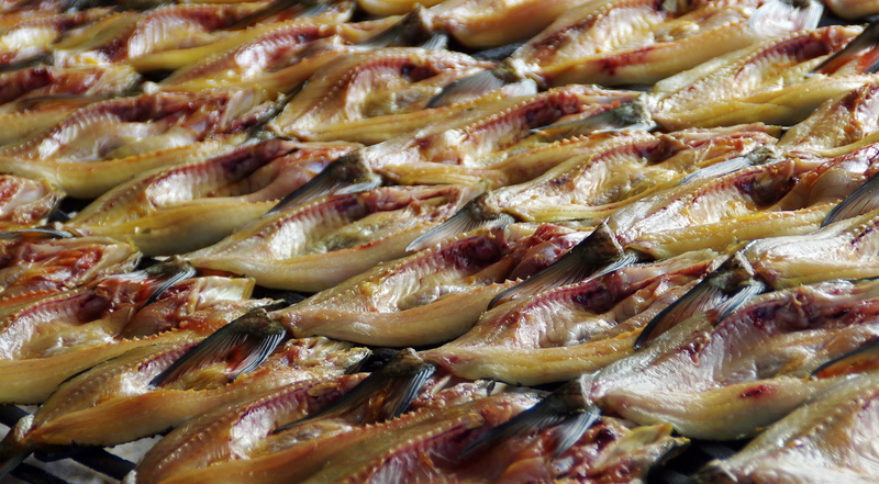full frame, freshness, close-up, meat, food and drink, indoors, smokehouse, animal, abundance, healthy eating, high angle view, dried fish, 2K, food, retail