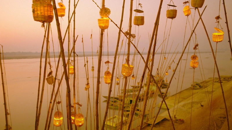 1080P, India, Uttar Pradesh, lantern festival, the Ganges river
