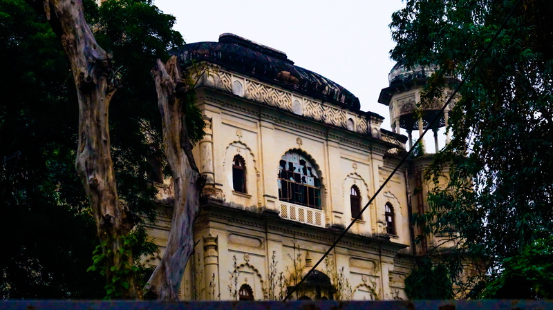 ruined, arch, lucknow, building, avadh, clear sky, bunglow, growth, window, sky, no people, old, outdoors, ruined old blnglow, ishant mishra, india, house