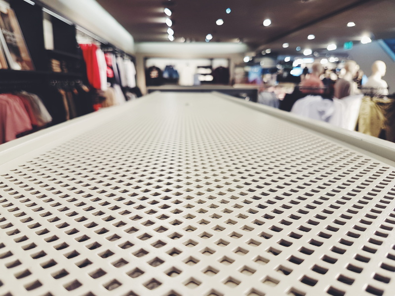 close-up, incidental people, consumerism, clothing, room, lights, architecture, selective focus, shopping, industry, 4K, focus on foreground, people, pattern