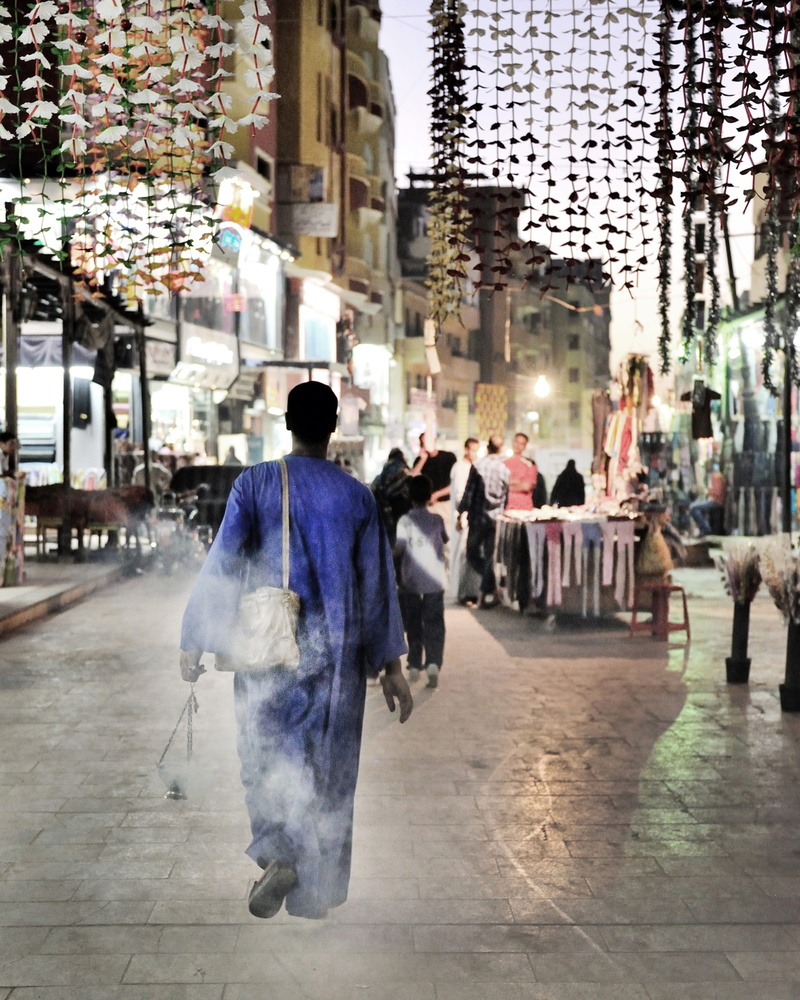 commerce, full length, wear, motion, pavement, built structure, 2K, tourist, incense, people, store, outdoors, market, group, crowd, large group of people