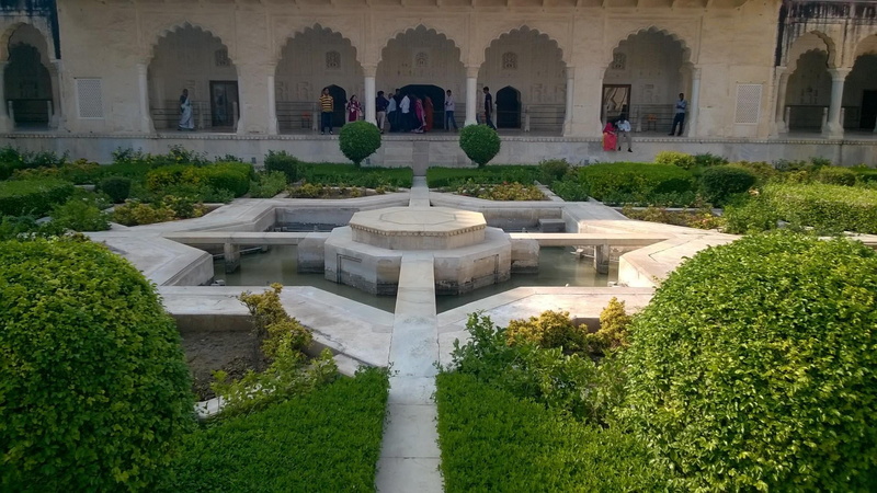built structure, courtyard, day, architecture, outdoors, fort, travel, star, history, growth, the past, tourism, building exterior, nature, travel destinations