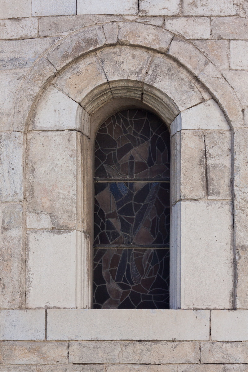 wall, door, built structure, building, stone wall, old, pattern, laas, security, rhaeto romanic, entrance, no people, building exterior, arch, day, brick