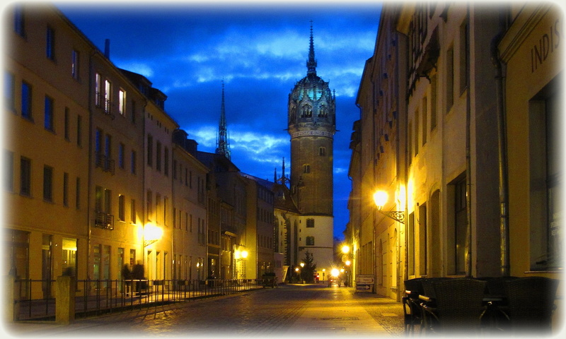mood, street, cloud - sky, architecture, at night, tower, built Structure, famous Place, lighting, history, italy, lighting equipment, twilight, place of worship