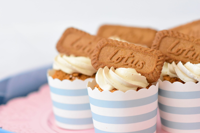topped, studio shot, 5K, dessert, cake, vanilla ice cream, cracker, muffin, unhealthy eating, confectionery, baked, striped, dairy product, ice cream
