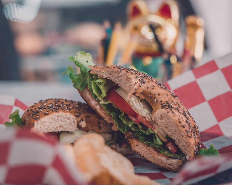 fast food, meat loaf, bread, temptation, photography, focus, sandwich, selective, hamburger, 2K, indoors, bun, unhealthy eating, food and drink, food