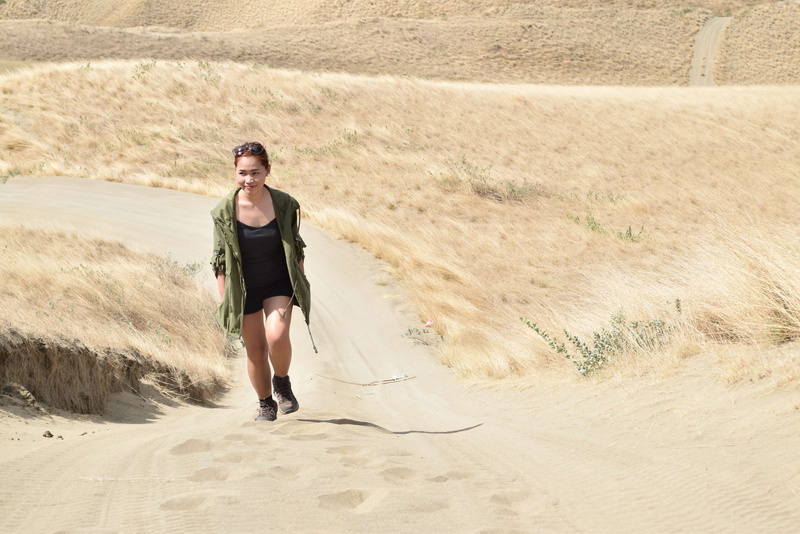 adventure, one person, sand dune, desert, sand dunes, outdoors, casual clothing, nature, happy, trail, ilocos sur, day, young adult, 4K, men, sunlight