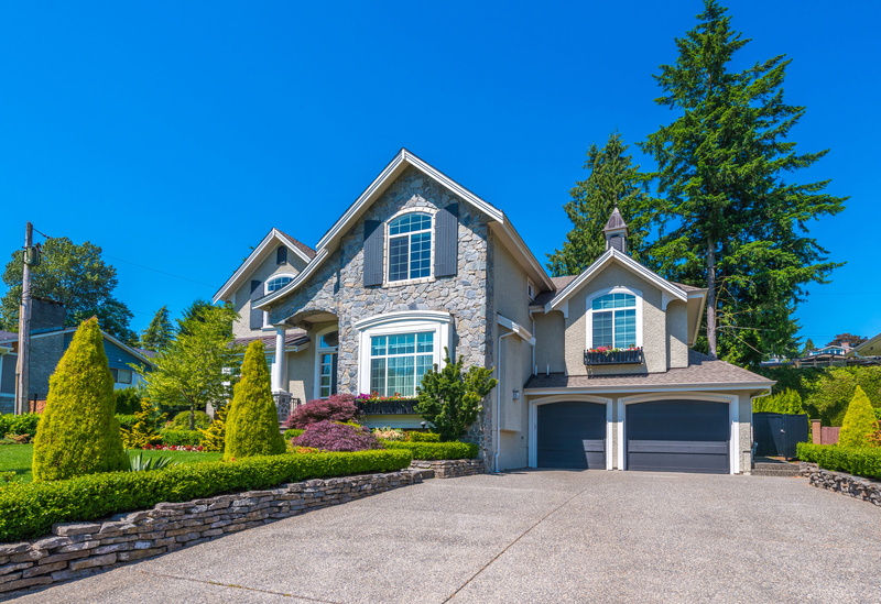 lawn, no people, the bushes, architecture, flowers, concrete, building, landscaped, gray, facade, house, luxury, 4K, design, brick, home, home ownership