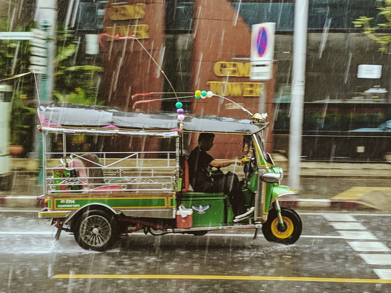 rain, built structure, one person, car, rickshaw, building exterior, city, motor vehicle, road, thailand, travel, outdoors, driving, Bangkok, raining, jinrikisha