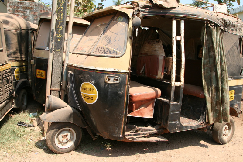 no people, metal, tuk tuk, india, nature, tire, decline, day, old, automobile, land vehicle, rust, run-down, dusty, junkyard, sunlight, rusty, wheel, ruined