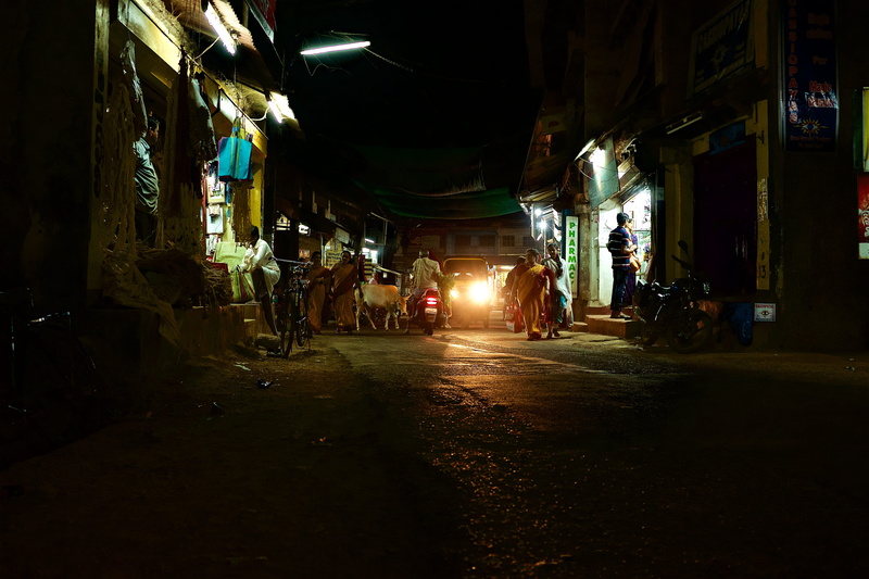 real people, city, tuktuk, illuminated, street, reflection, outdoors, adult, gokarna, architecture, life, city life, direction, building exterior, market