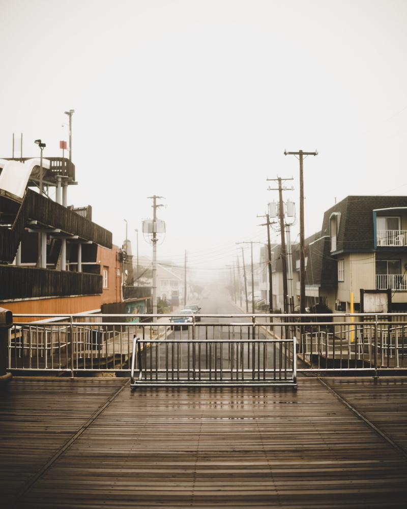 streetlamps, streetlights, mist, grey, sidewalk, street, nature, steel, city, photo, built structure, copy space, town, fog, perspective, architecture