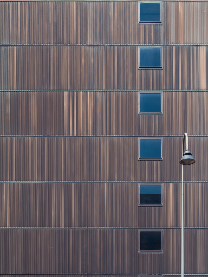 sunlight, lines, rise, design, wall - building feature, wall, streetlamp, photography, head, built structure, arch, post, parallel, shape, shower, geometric shape
