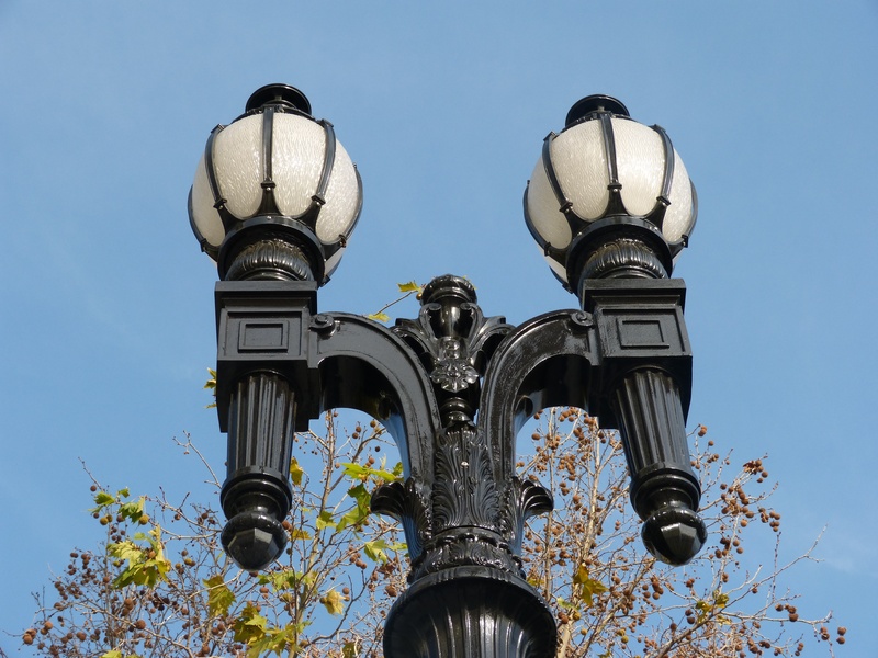 architecture, lamp posts, building, outdoors, clear sky, electric lamp, the past, street light, sky, built structure, low angle view, light, nature, 4K