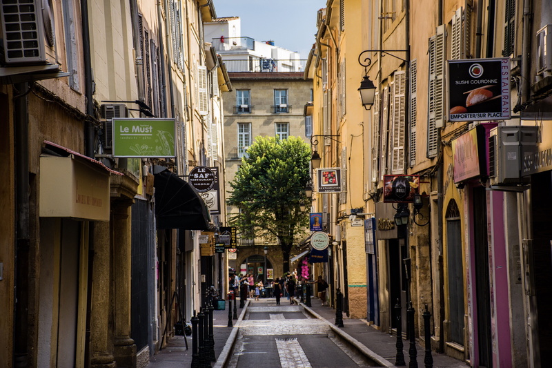sign, alley, the way forward, city street, nature, men, vacation getaway, bouches-du-rhône, french culture, city, 5K, provence, walking, street life, architecture