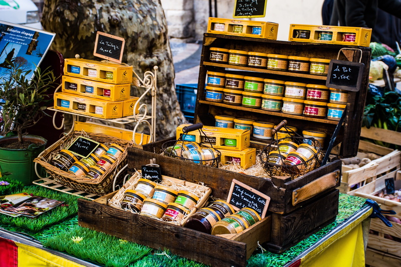 french culture, market stall, box - container, wood - material, editorial, retail, vendor, day, outdoor, shopping, large group of objects, for sale, merchandise