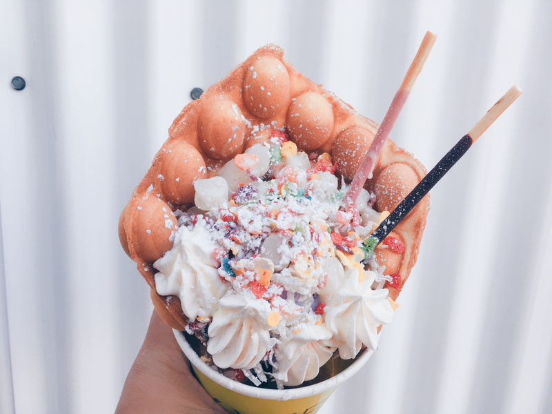 confection, whip cream, freshness, food and drink, aesthetic, indoors, sweet, bubble waffle, ice cream, chicago, powder sugar, 4K, bakery, real people
